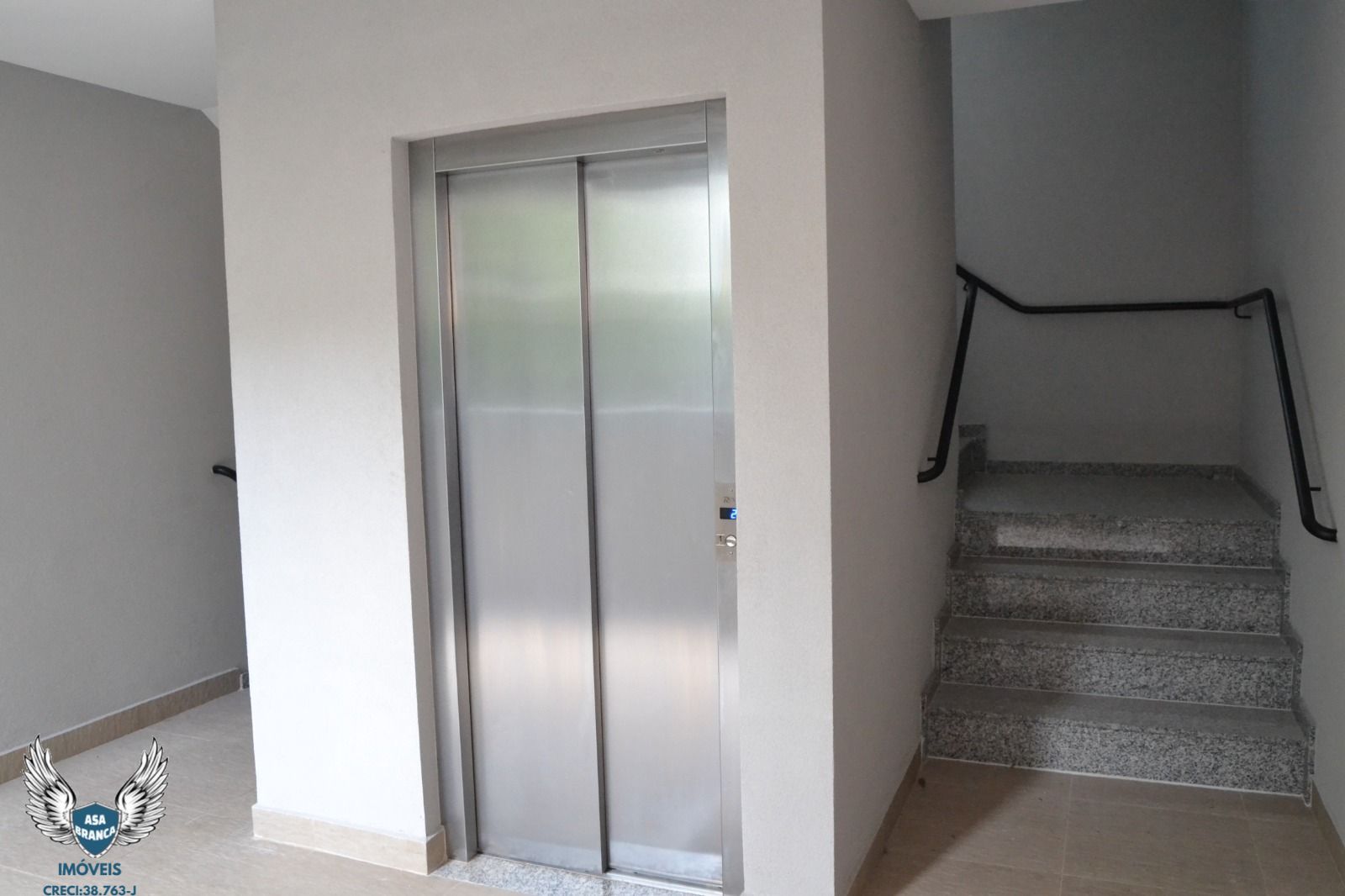 Apartamento à venda com 2 quartos, 43m² - Foto 19