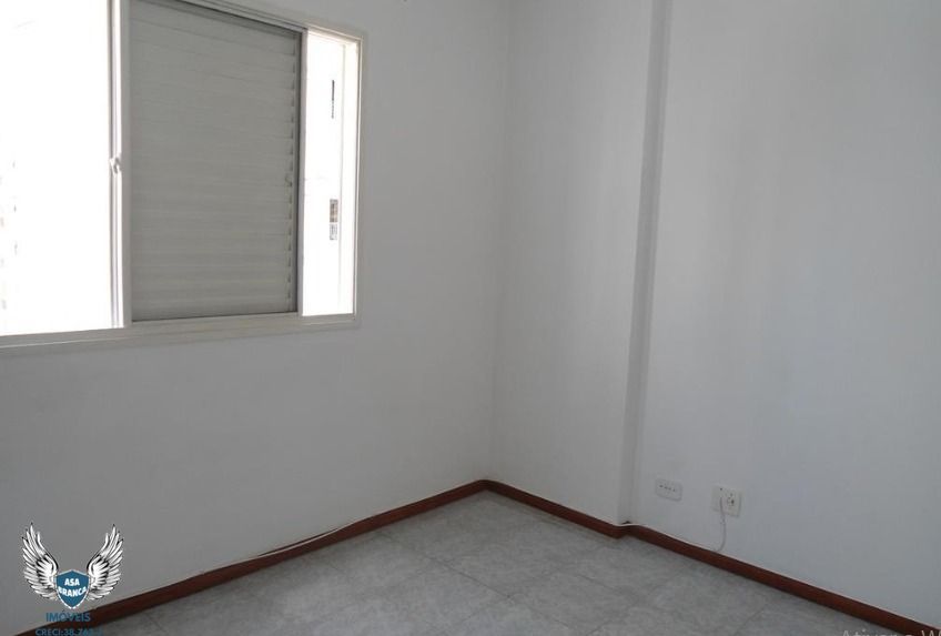 Apartamento à venda com 1 quarto, 34m² - Foto 12