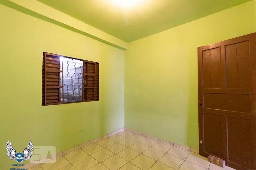 Casa à venda com 2 quartos, 112m² - Foto 11