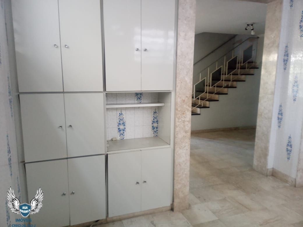 Sobrado à venda com 3 quartos, 234m² - Foto 32