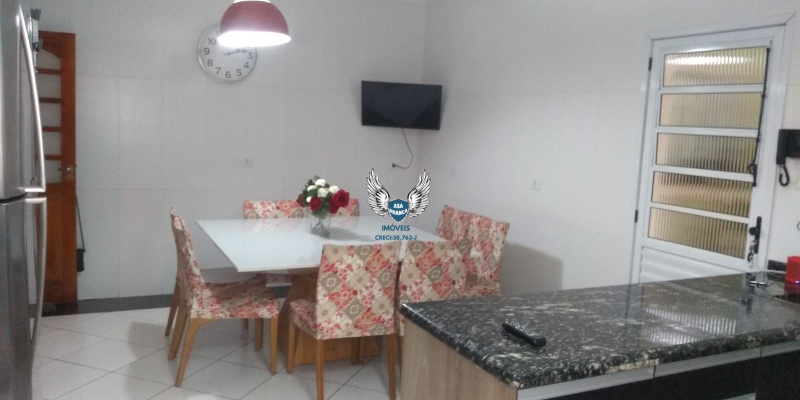 Lindo Sobrado, 4 suítes, escritório, dependência p/ empregado, 4 vagas de garage