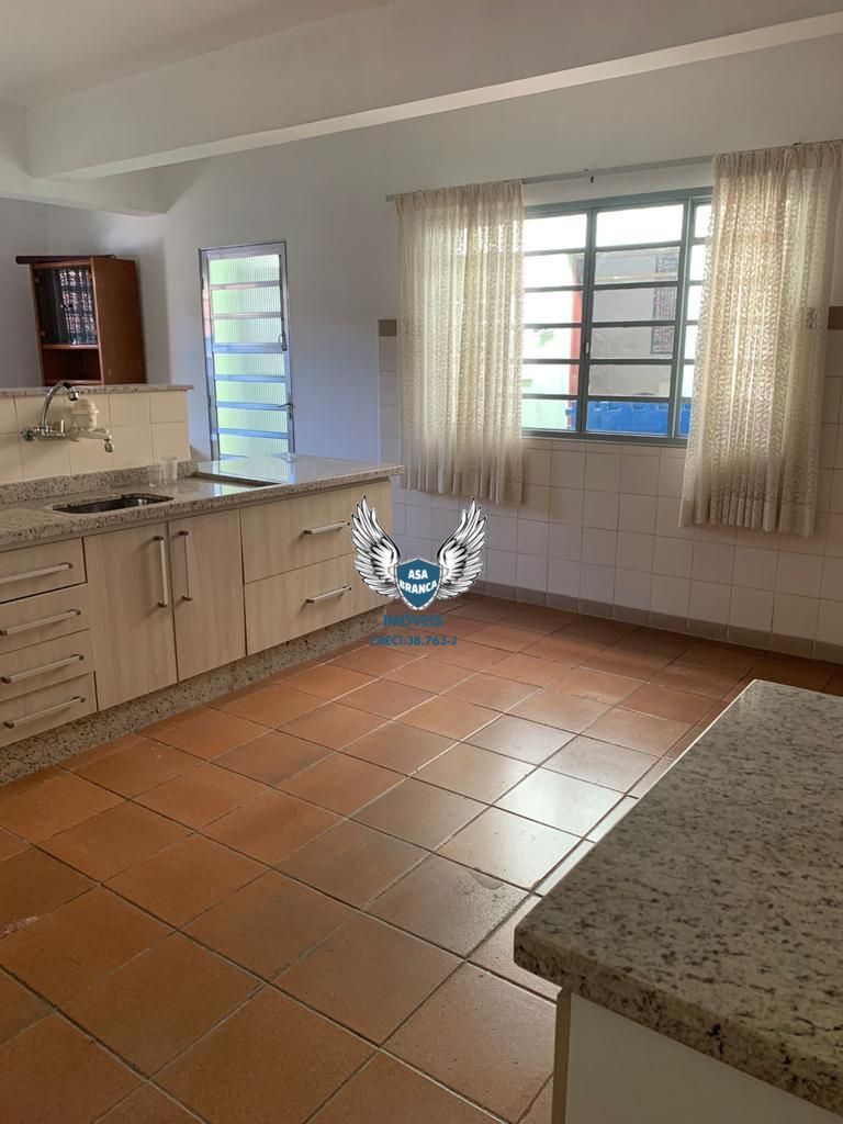Casa térrea no tremembé perto do horto florestal