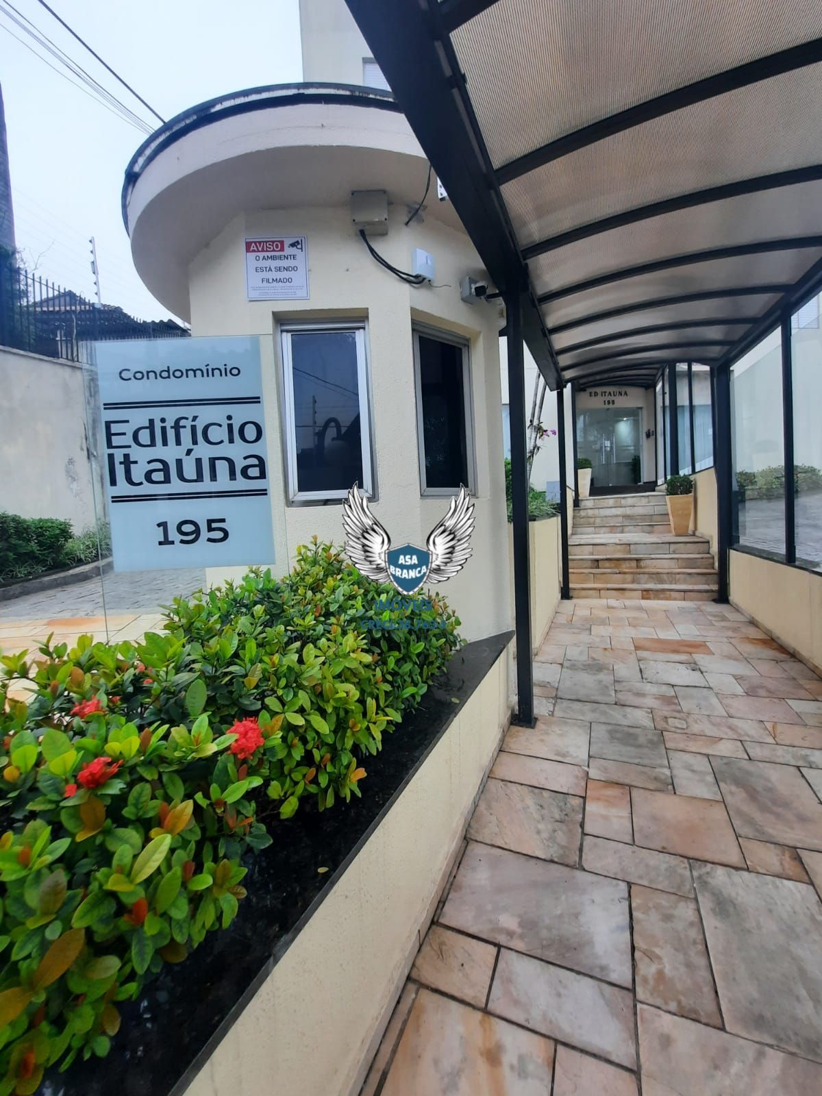 Apartamento no tucuruvi com 02 dormitórios e 01 vaga de garagem