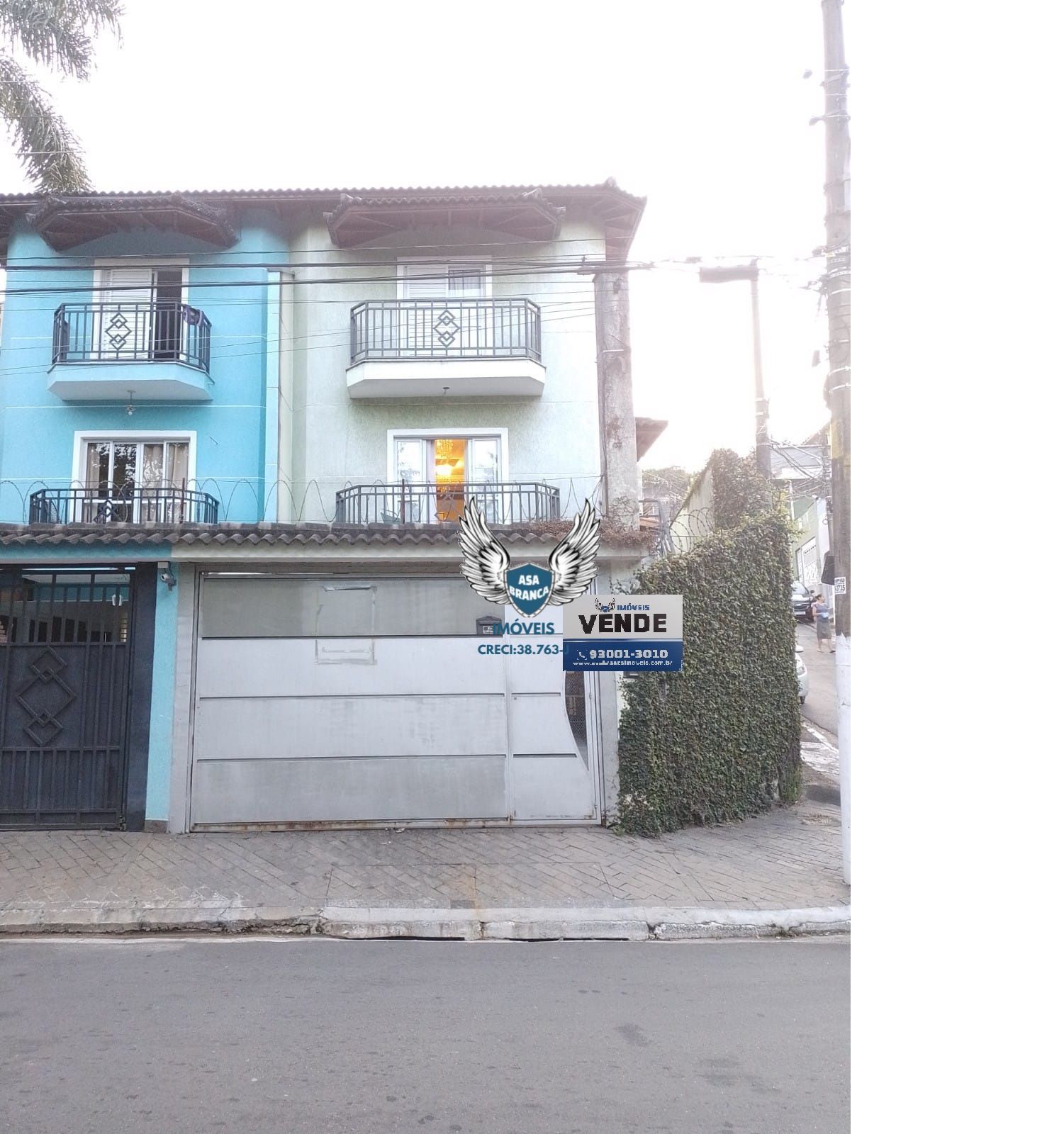 Lindo Sobrado, 4 suítes, escritório, dependência p/ empregado, 4 vagas de garage