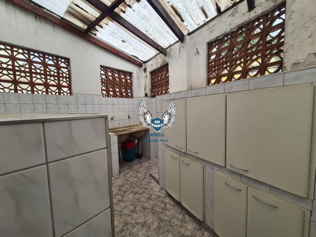Casa térrea na casa verde com 04 dormitórios sendo 02 suítes