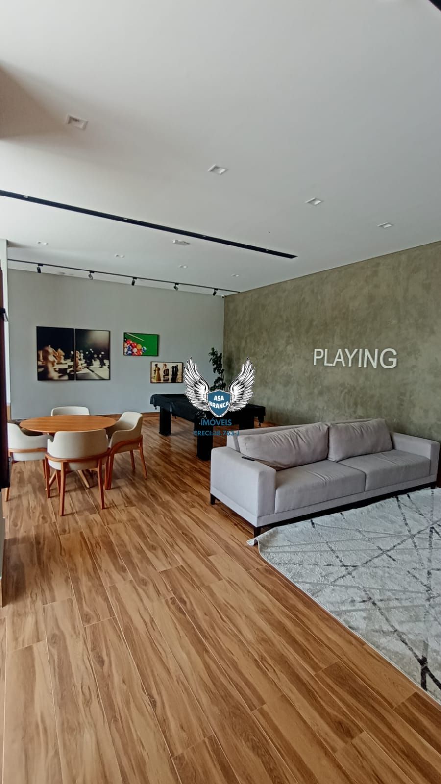 Apartamento com 03 dormitórios sendo 01 suíte e 01 vaga de garagem a 600 metros