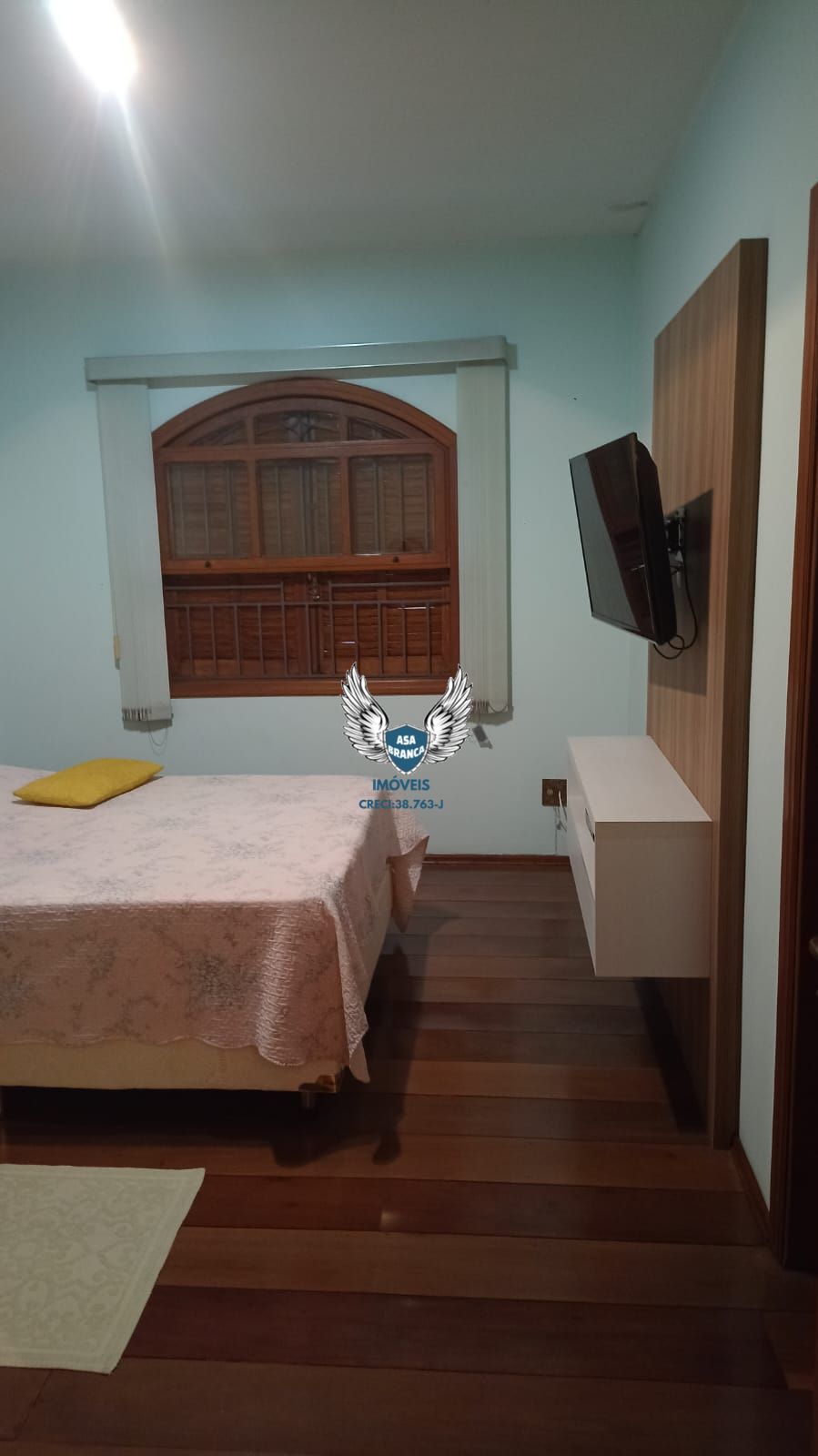 Casa térrea santa terezinha ( zona norte) com 03 dormitórios , sendo 01 suíte e
