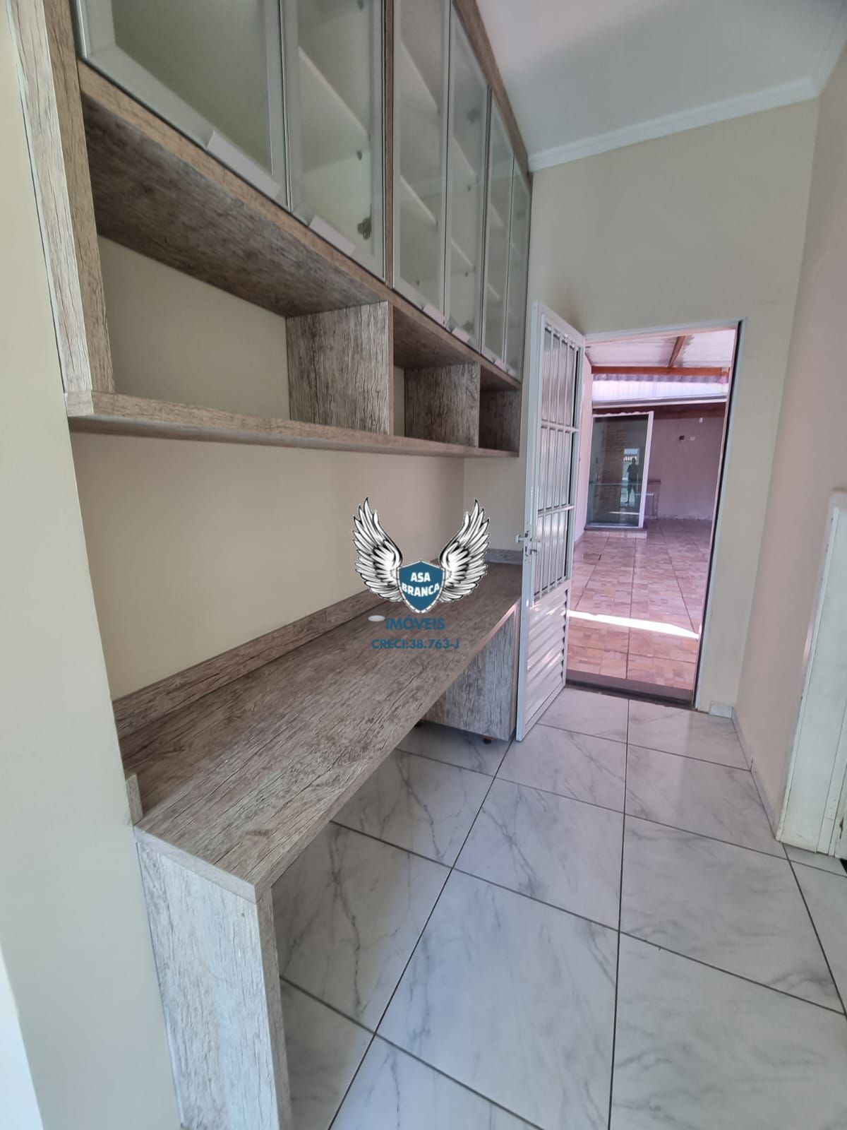 Casa térrea de vila no lauzane paulista com 03 dormitórios sendo 01 suíte