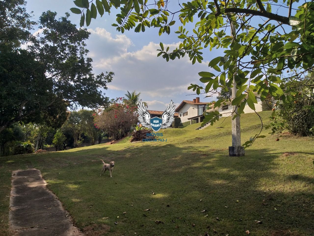 Linda chacará para venda em jundiaí 70 km do centro de são paulo