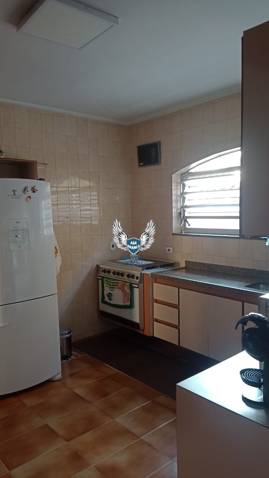 Casa térrea santa terezinha ( zona norte) com 03 dormitórios , sendo 01 suíte e