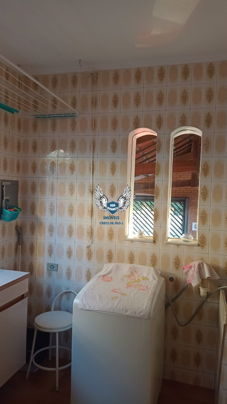 Casa térrea santa terezinha ( zona norte) com 03 dormitórios , sendo 01 suíte e