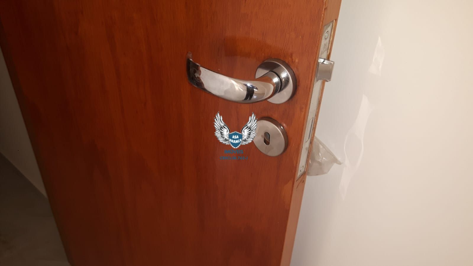Sobrado triplex novo de alto padrão no lauzane paulista em rua sem saída