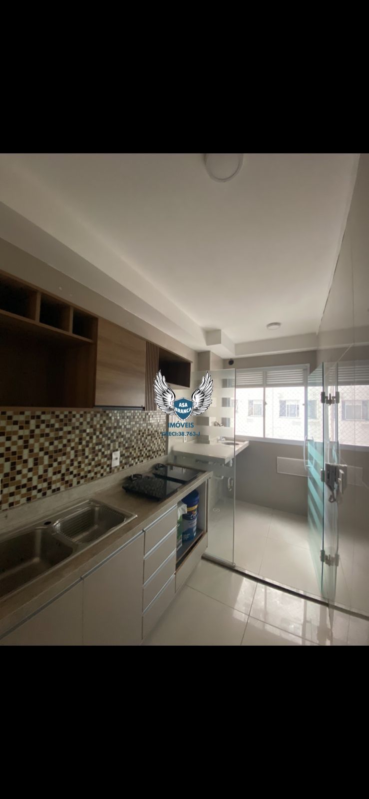 Apartamento na vila guilherme 02 dormitórios e 01 vaga de garagem à 600 metros