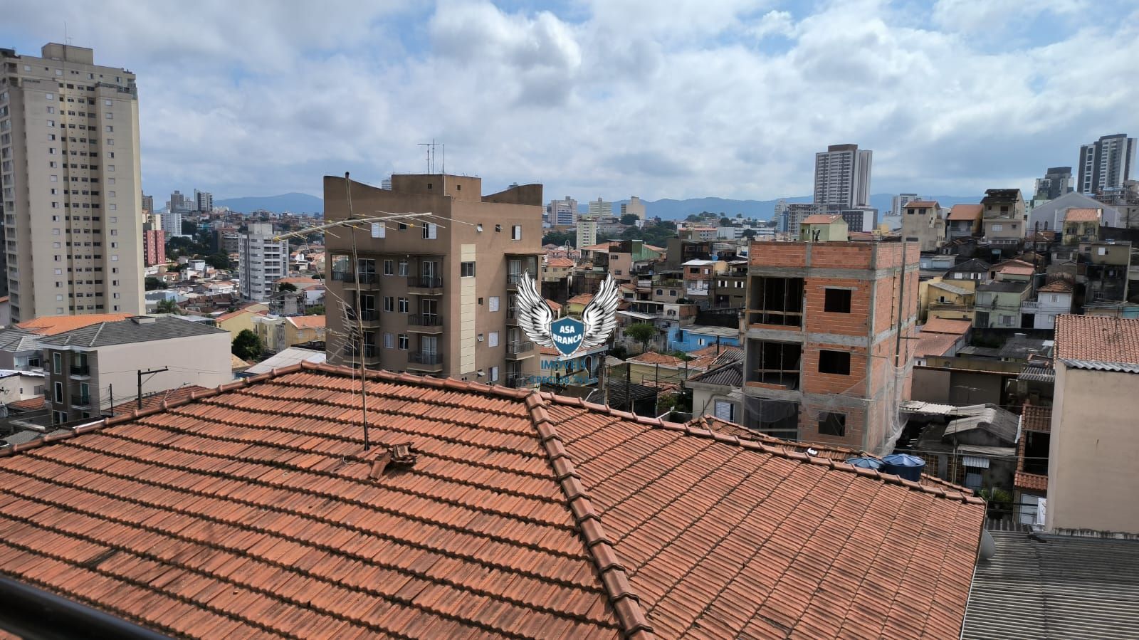 Apartamento na parada inglesa 02 dormitórios , a 06 minutos da estação