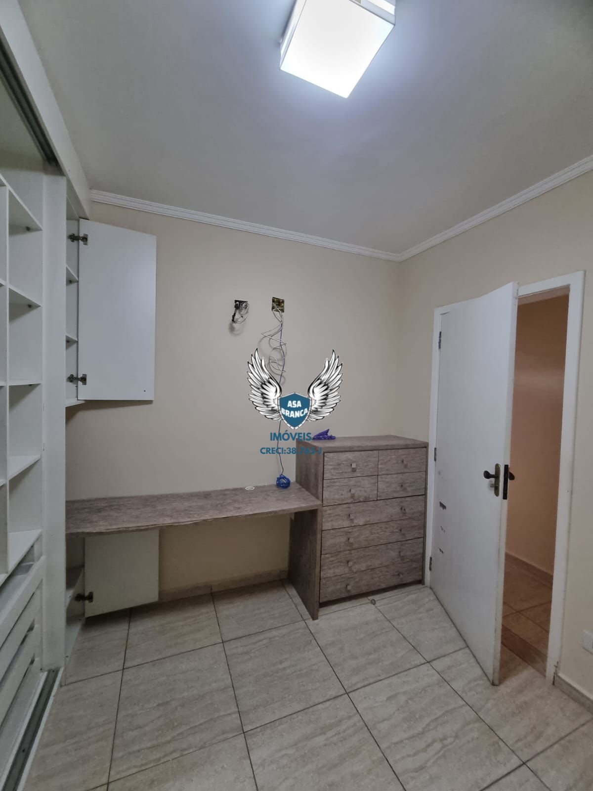 Casa térrea de vila no lauzane paulista com 03 dormitórios sendo 01 suíte