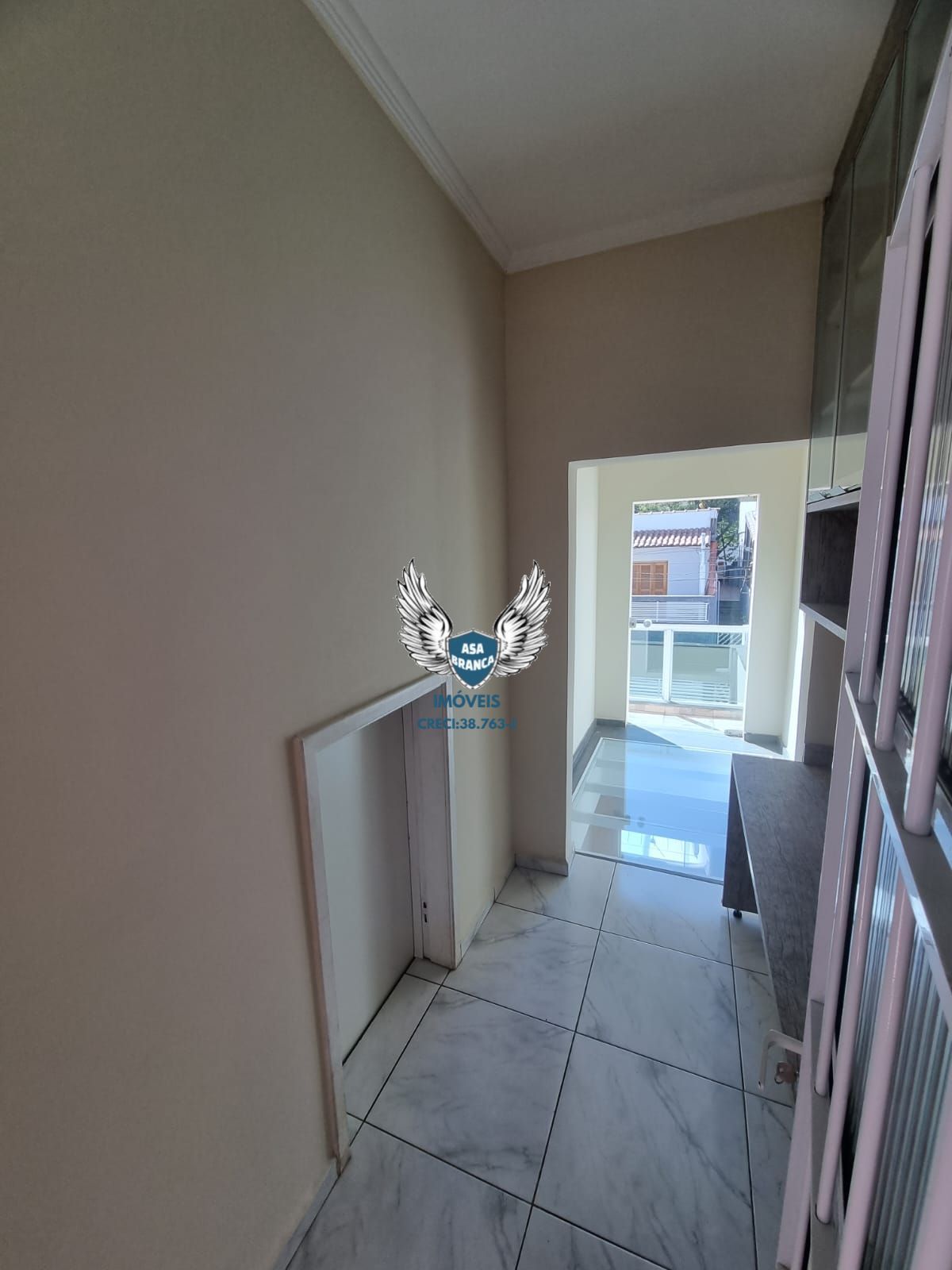 Casa térrea de vila no lauzane paulista com 03 dormitórios sendo 01 suíte