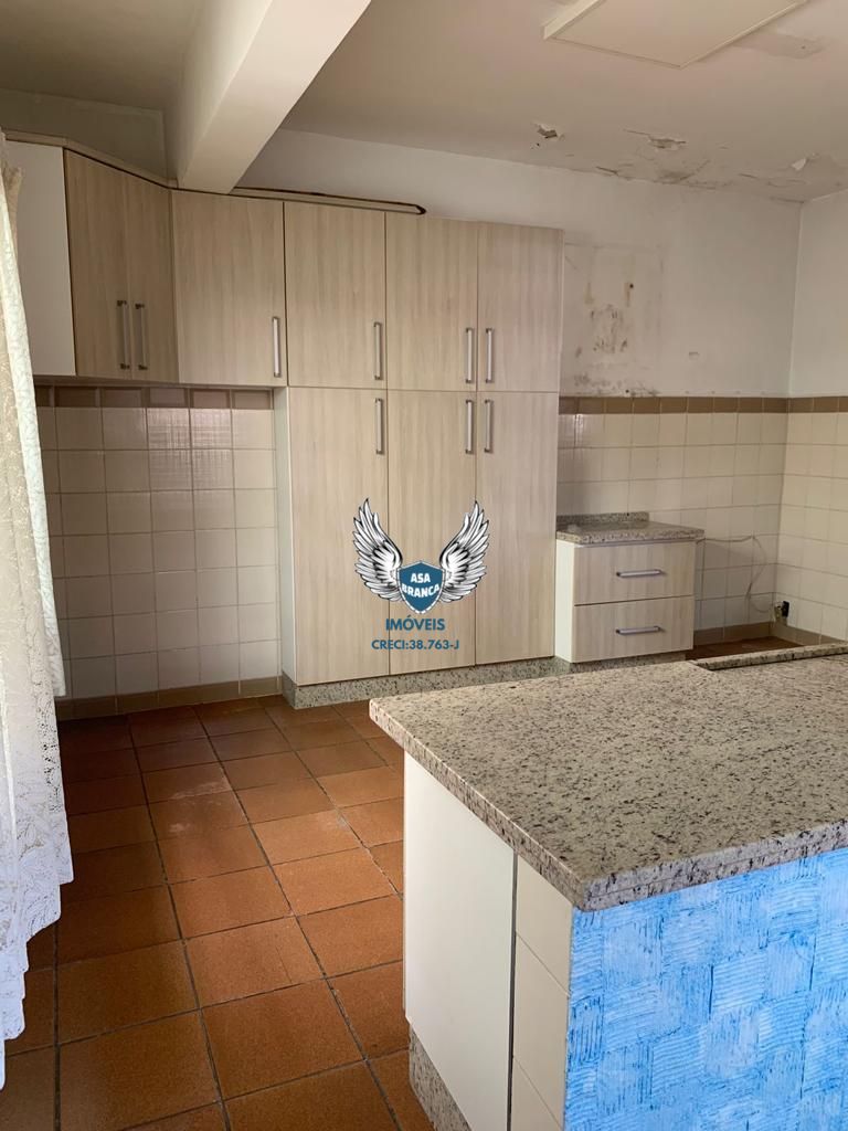 Casa térrea no tremembé perto do horto florestal