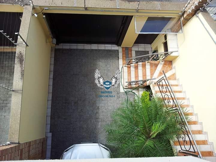 Imóvel de alto padrão 3 dormitórios sendo 2 suítes, quarto empregado, salão de f