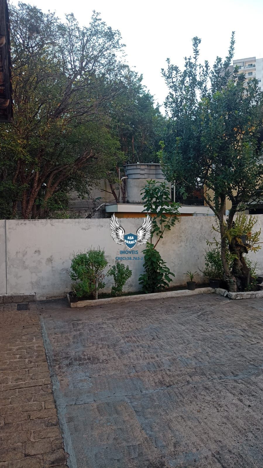 Casa térrea santa terezinha ( zona norte) com 03 dormitórios , sendo 01 suíte e