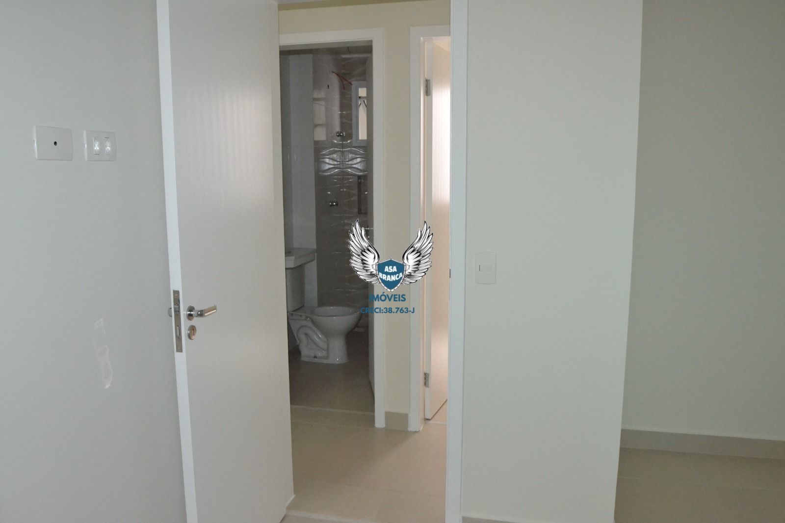 Apartamento no tucuruvi com 02 dormitórios