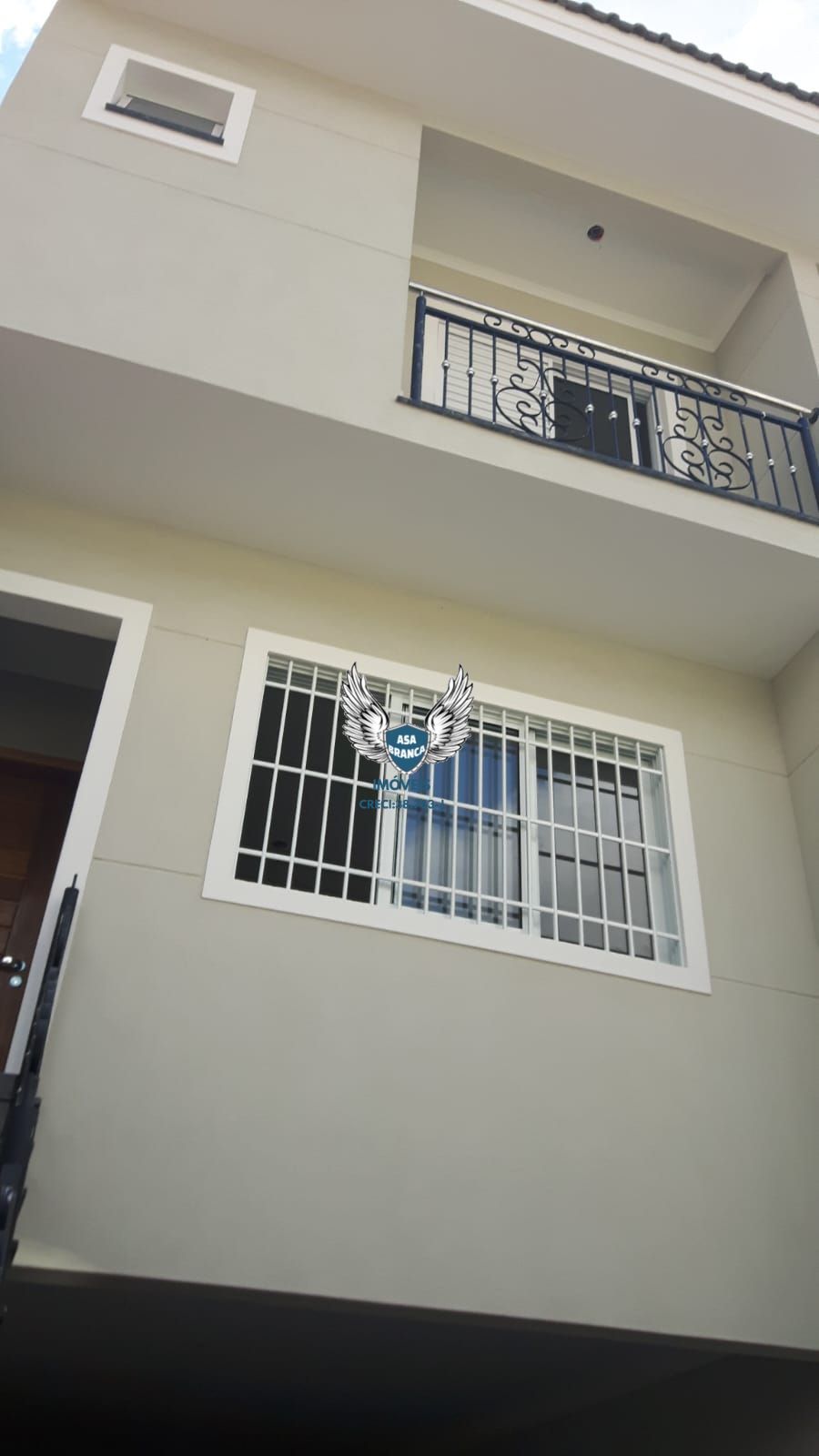 Sobrado triplex novo de alto padrão no lauzane paulista em rua sem saída