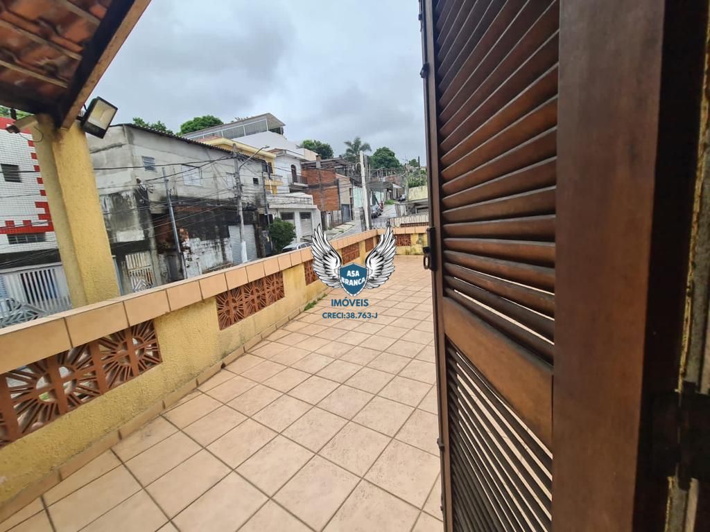 Casa térrea na casa verde com 04 dormitórios sendo 02 suítes