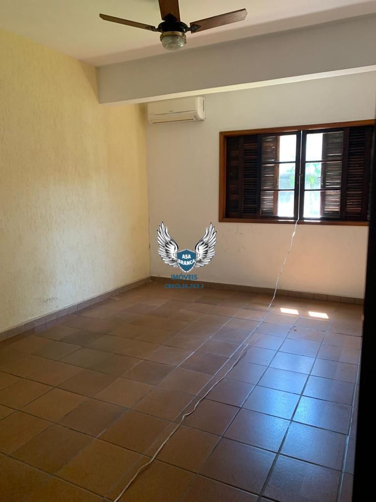 Casa térrea no tremembé perto do horto florestal