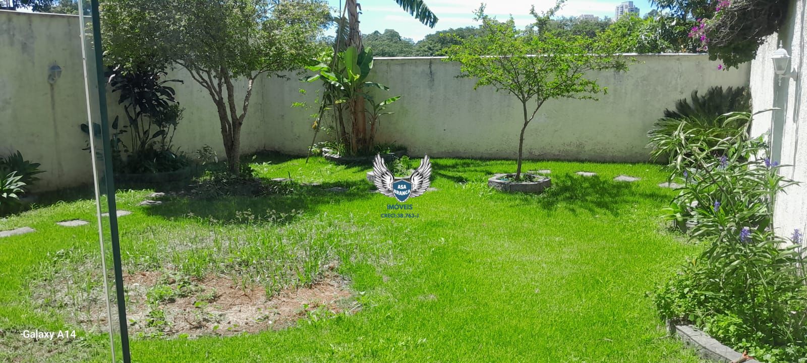 Palmas do tremembé casa com 04 dormitório sendo 02 suítes e 04 vagas de garagem