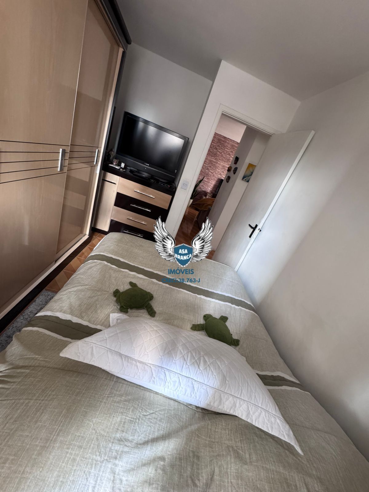 Apartamento com sacada bairro santa terezinha com 02 dormitório e 01 vaga de ga