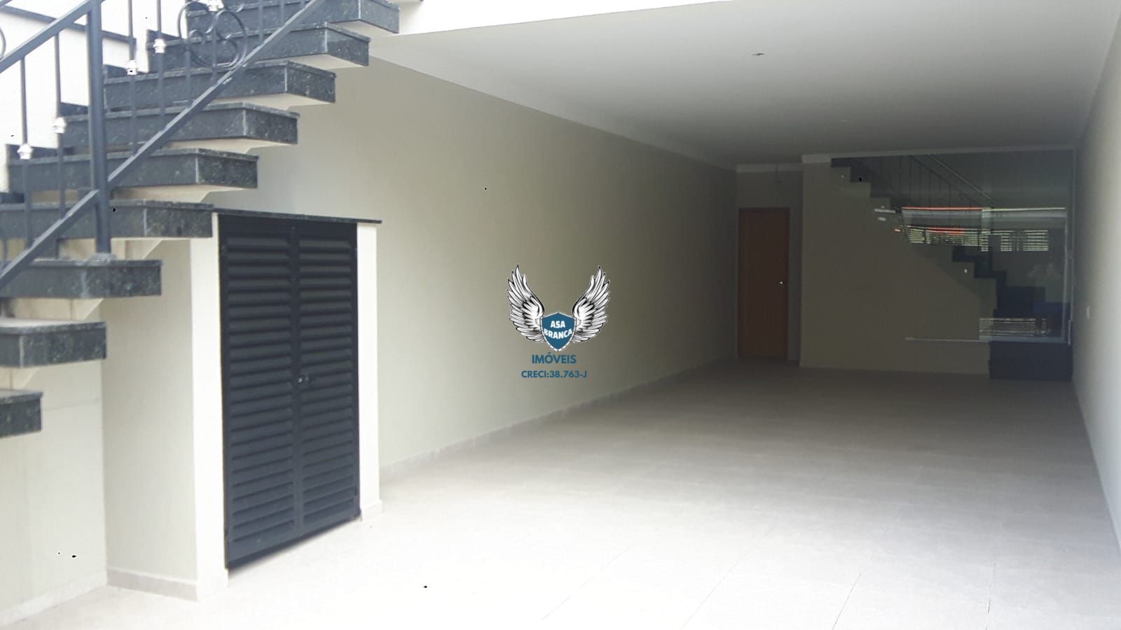 Sobrado triplex novo de alto padrão no lauzane paulista em rua sem saída