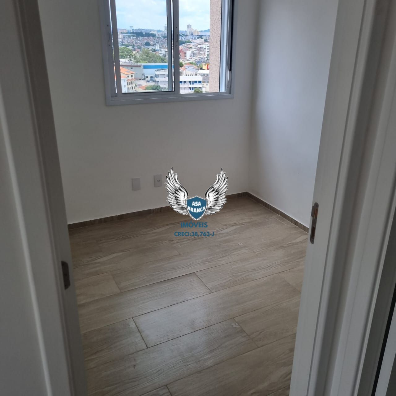 Apartamento na vila guaca com 02 dormitórios e 01 vaga de garagem para venda ou