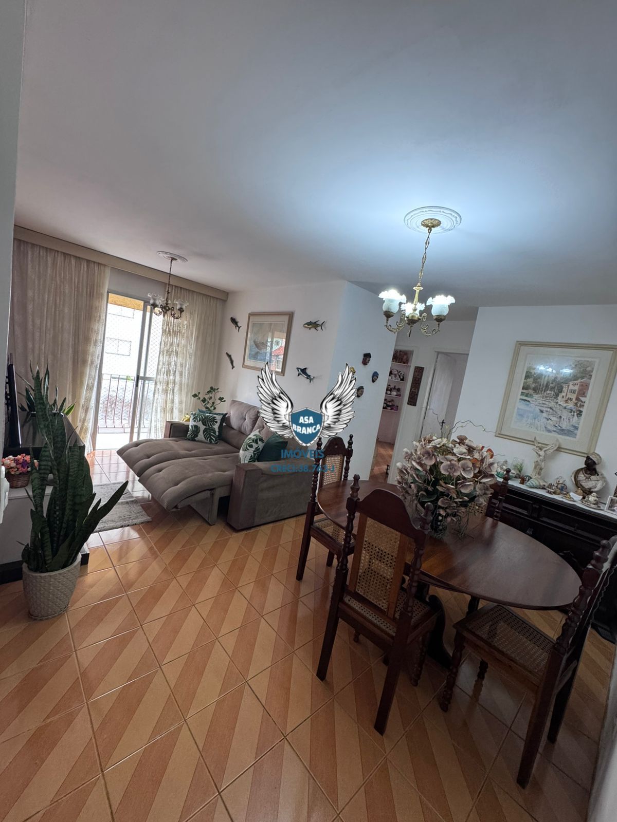 Apartamento com sacada bairro santa terezinha com 02 dormitório e 01 vaga de ga