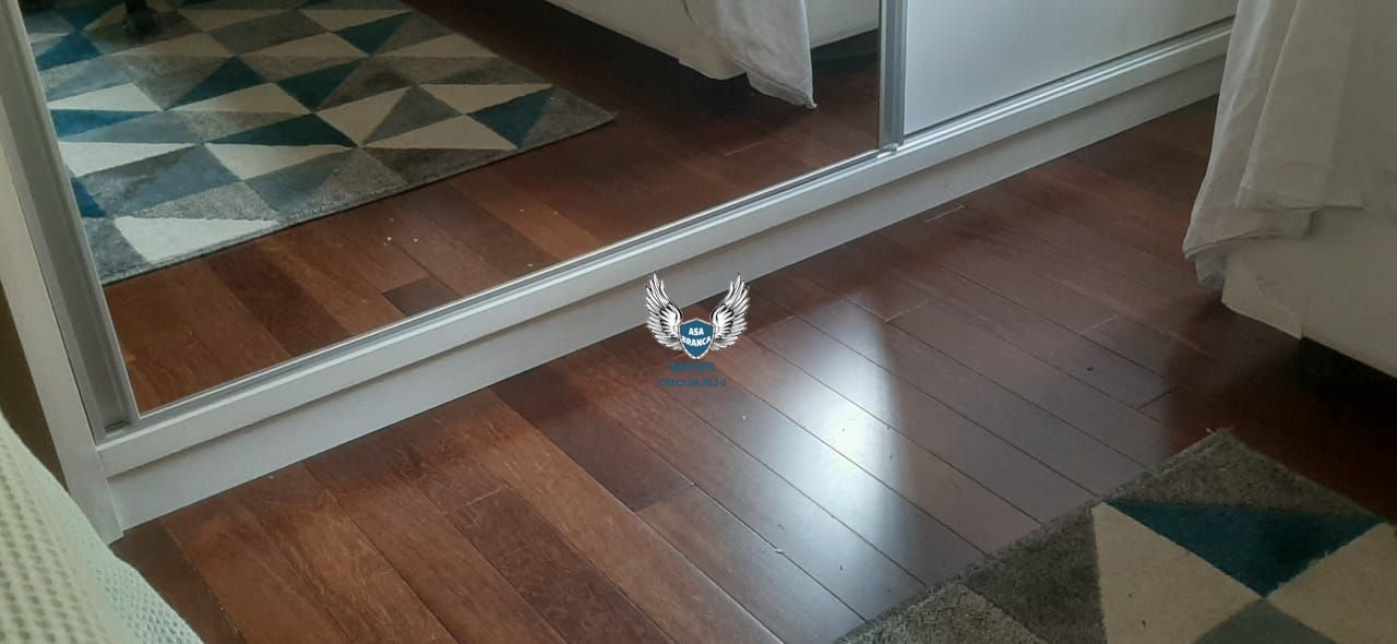 Casa térrea no horto florestal com 02 dormitórios sendo 01 suíte