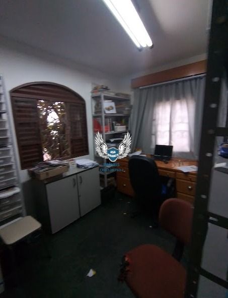 Sobrado em santana com 08 dormitórios sendo 02 suítes e 04 vagas de garagem , pr