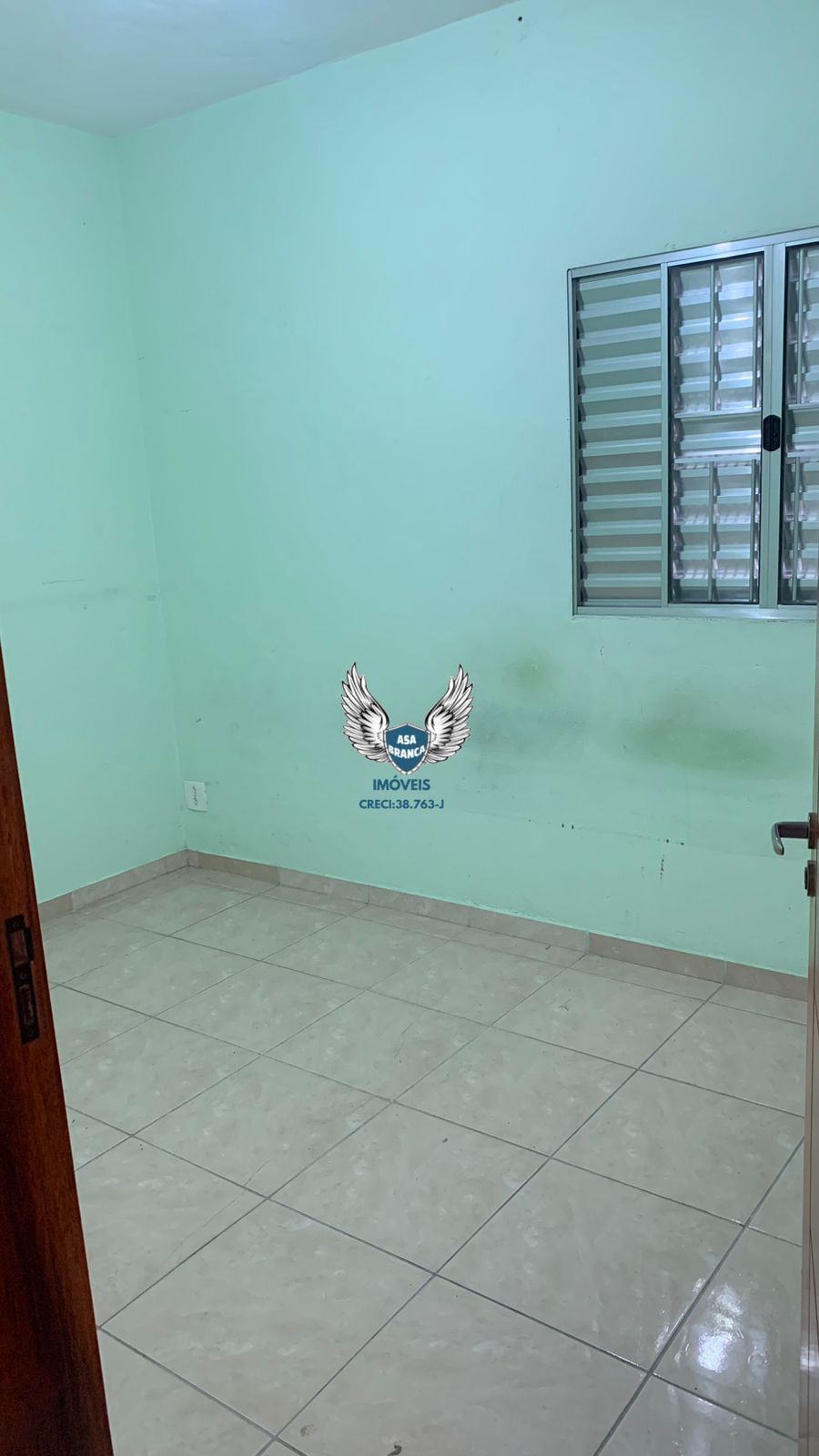 Casa térrea com 01 dormitório, laje pronta pra contruir , (contrato de compra e