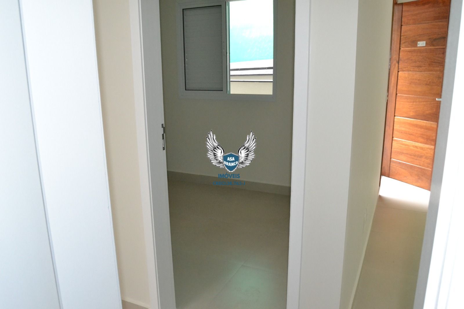 Apartamento no tucuruvi com 02 dormitórios