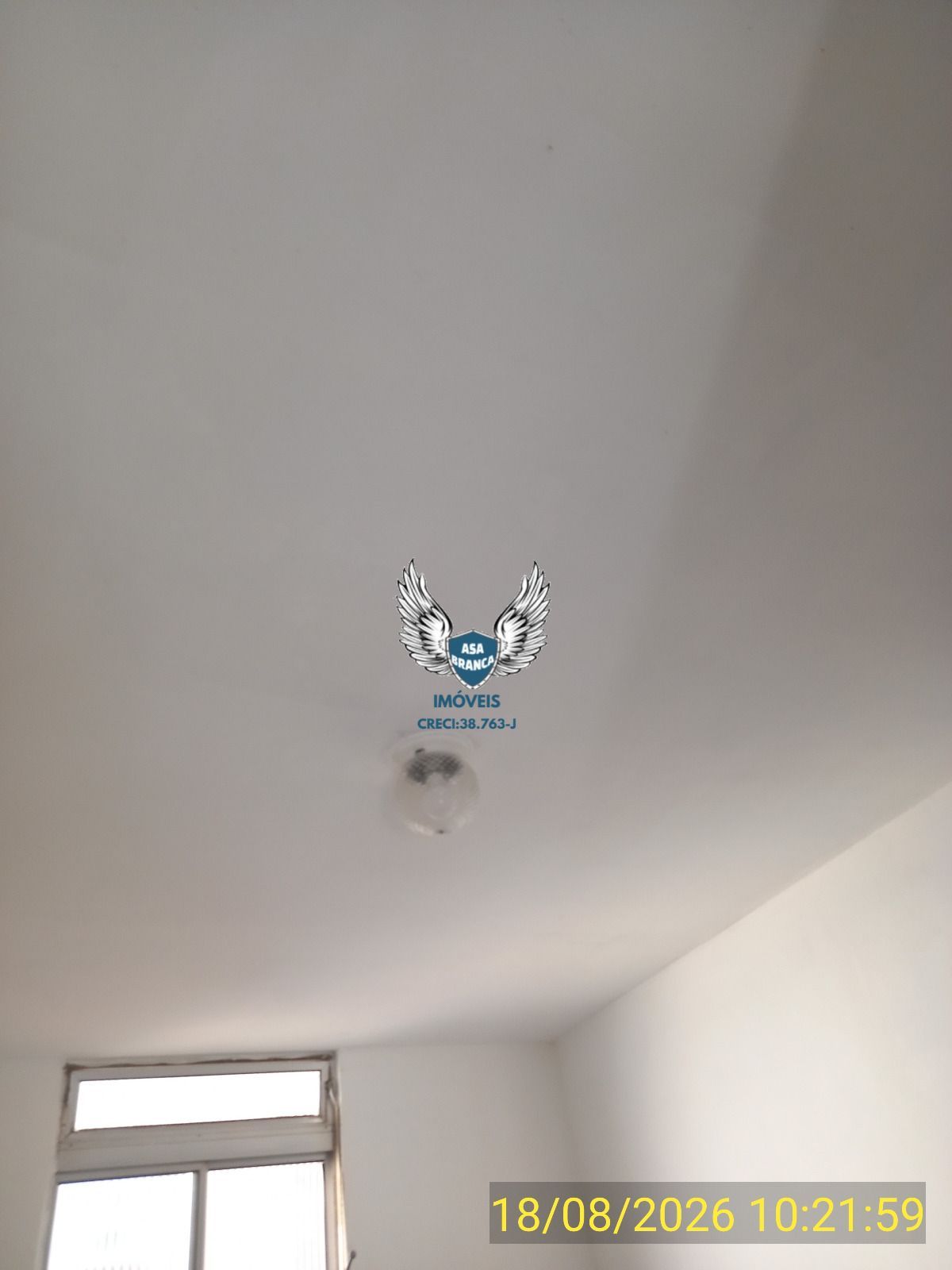 Apartamento na cohab de thaipas com 02 dormitórios e 01 vaga de garagem