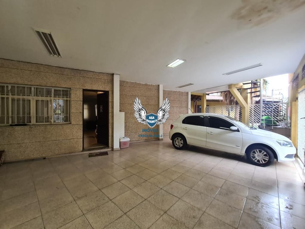 Casa térrea na casa verde com 04 dormitórios sendo 02 suítes