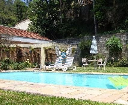 Casa térrea no tremembé com 04 dormitórios sendo 02 suítes , com piscina