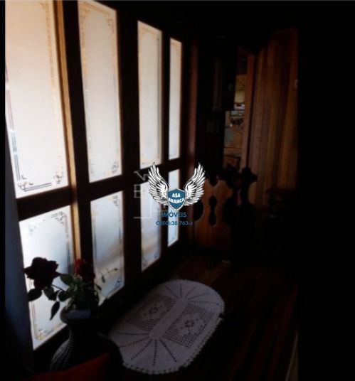 Chácara em atibaia , casa de madeira com 03 dormitórios e 01