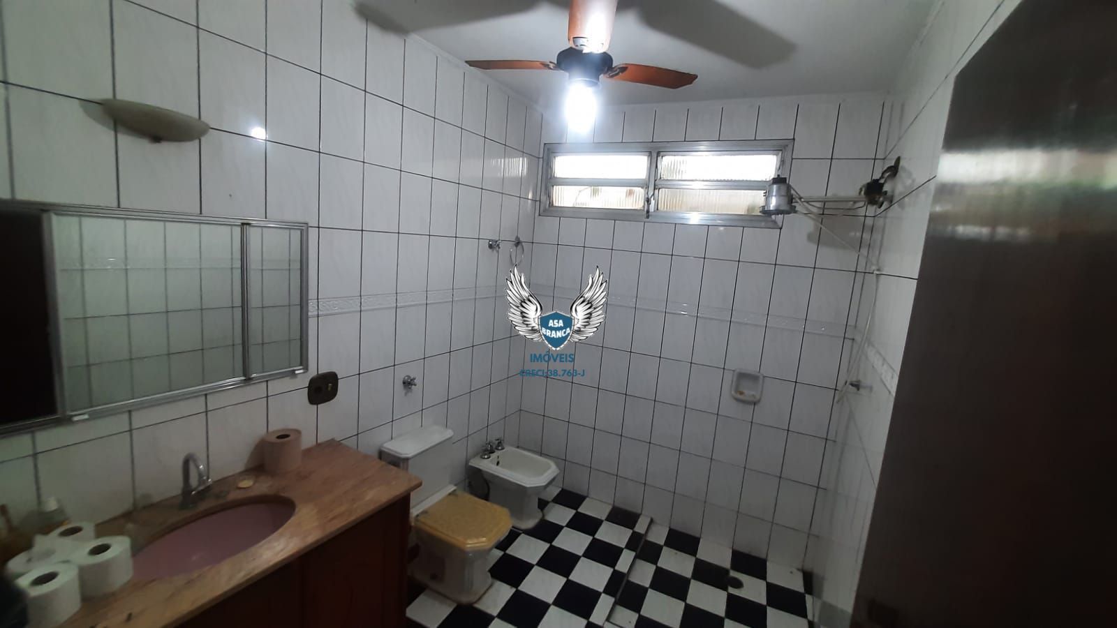 Casa térrea na freguesia do ó com 04 dormitórios sendo 01 suíte e 05 vagas de ga