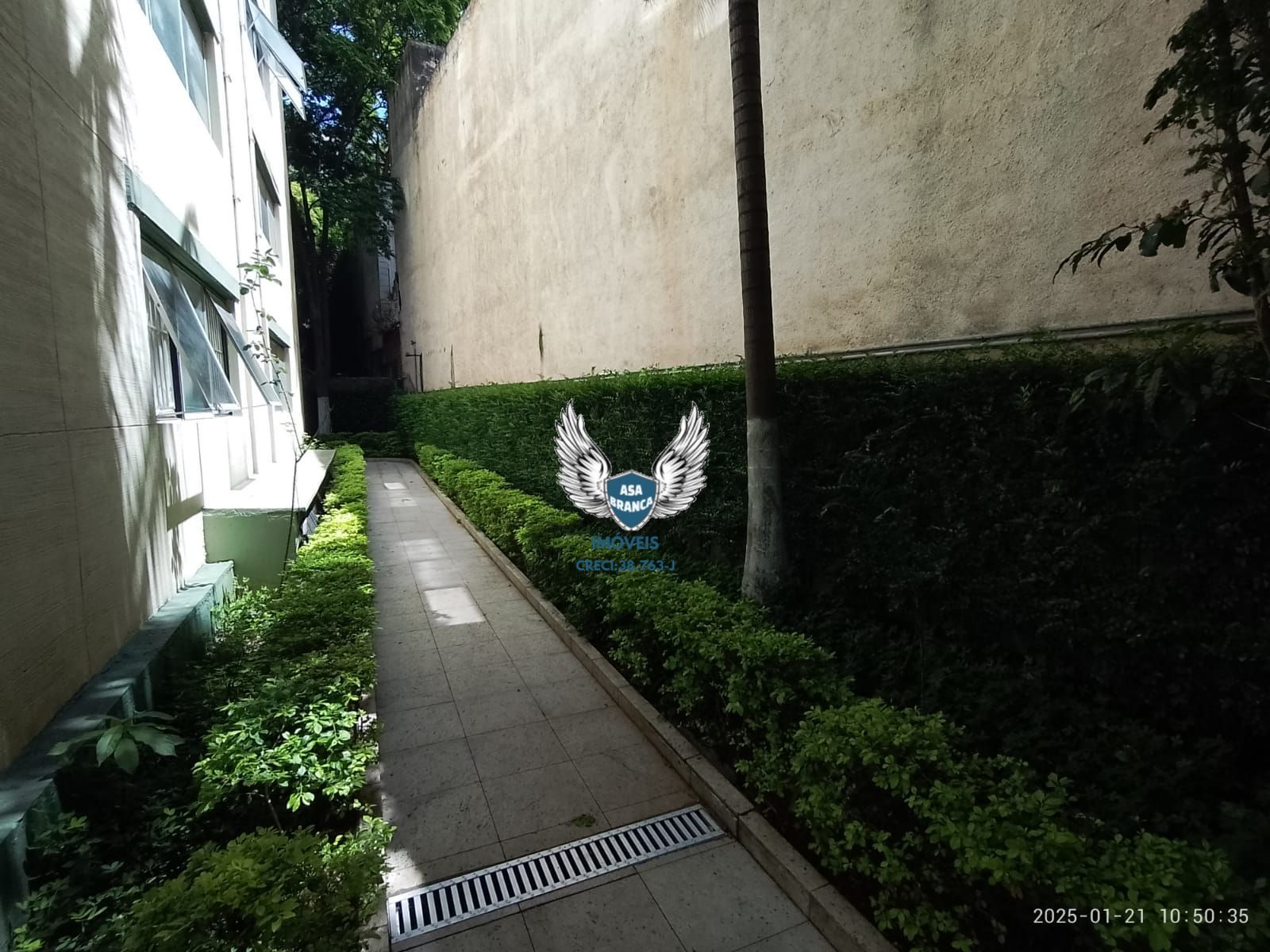 Apartamento 2 quartos na Av. Engº. Caetano Alvares