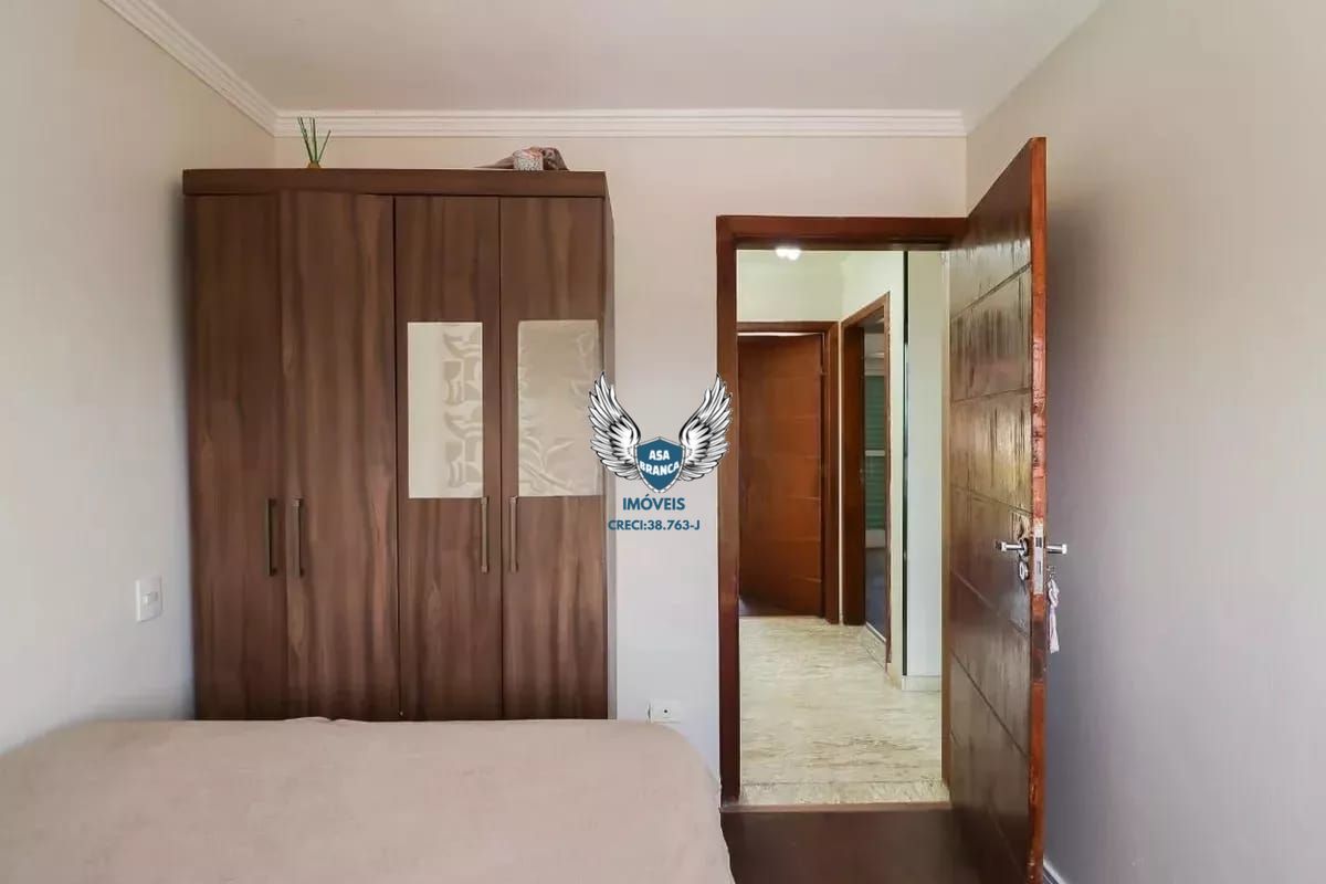 Sobrado na casa verde com 03 dormitórios sendo 01 suíte e 04 vagas de garagem em