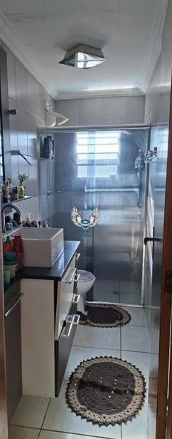 Sobrado no jardim peri 02 dormitórios sendo 01 suíte e 02 vagas de garagem