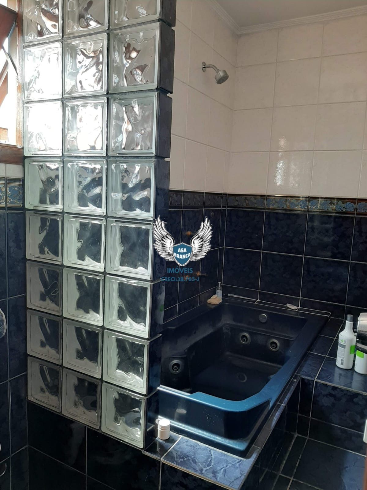 Sobrado na vila maria com 05 dormitórios sendo 02 suítes
