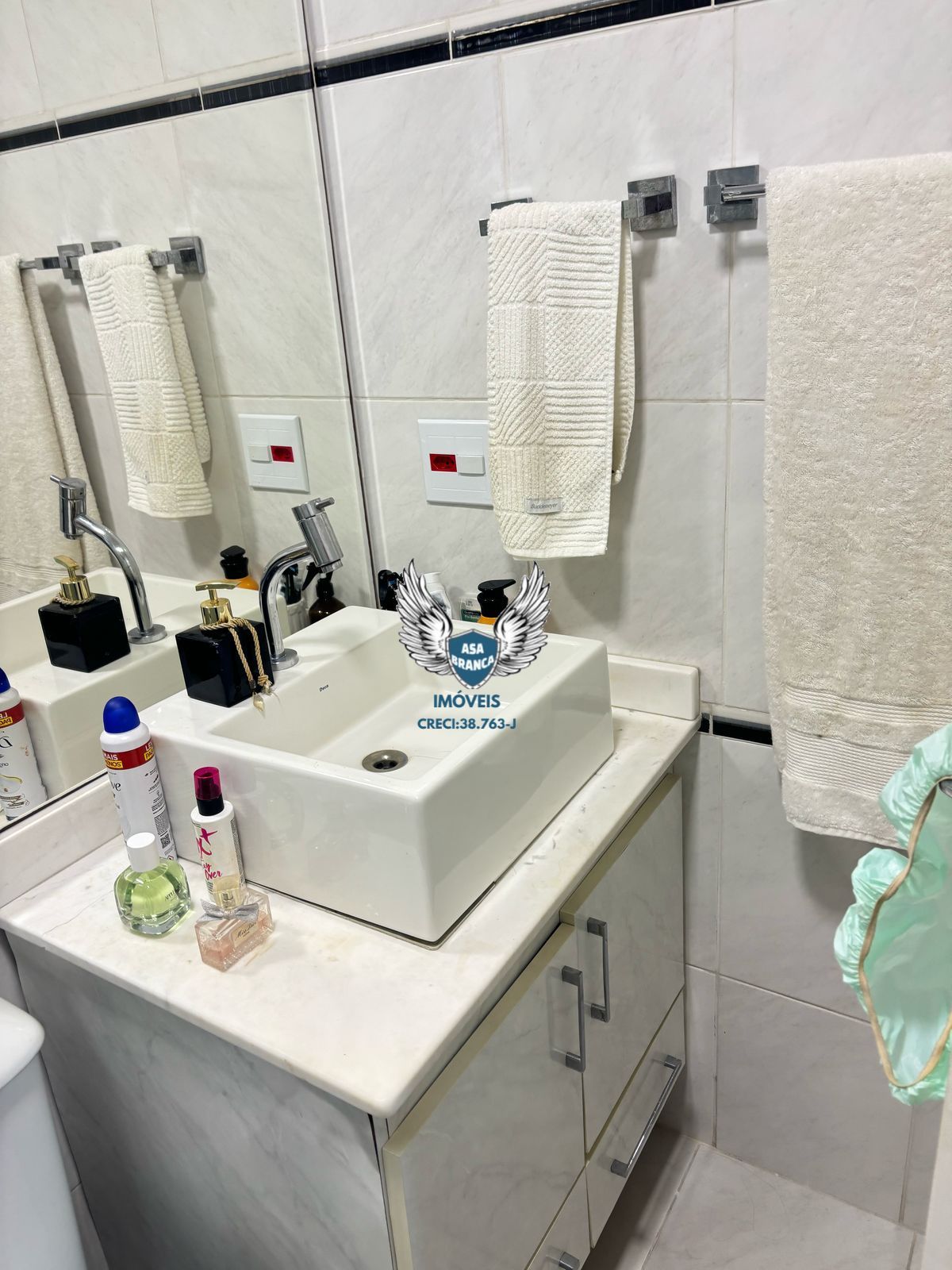 Apartamento no lauzane com 3 dormitórios sendo 01 suíte e 02