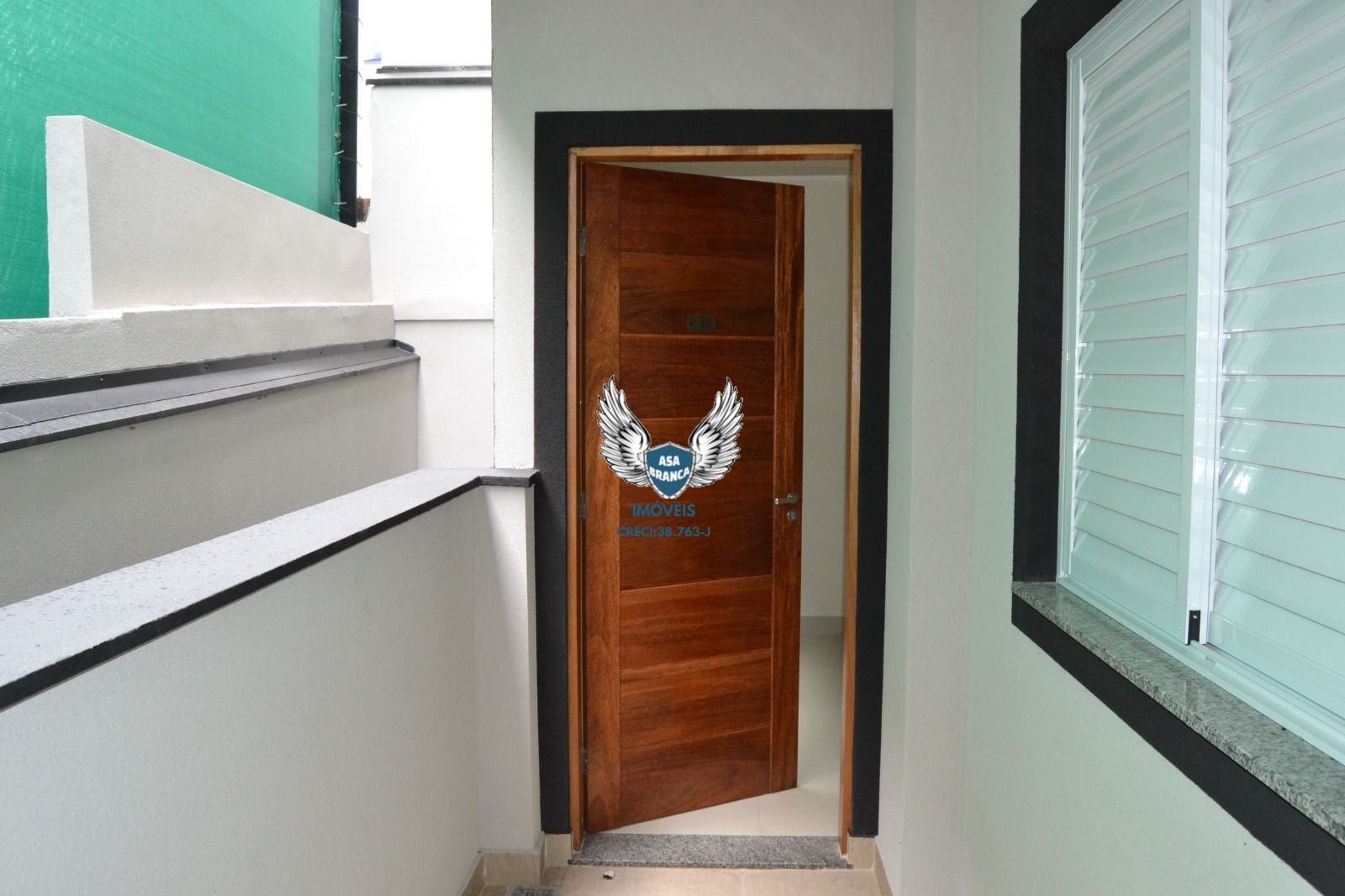Apartamento no tucuruvi com 02 dormitórios