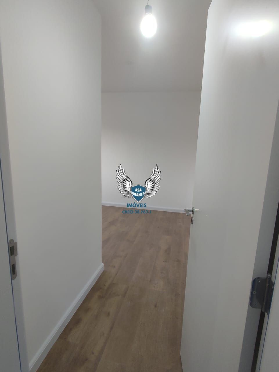 Apartamento à venda com 2 quartos, 72m² - Foto 4