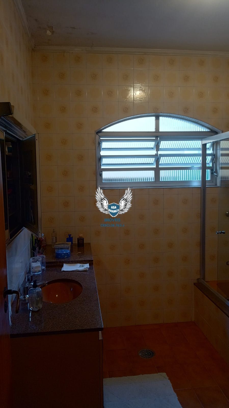 Casa térrea santa terezinha ( zona norte) com 03 dormitórios , sendo 01 suíte e