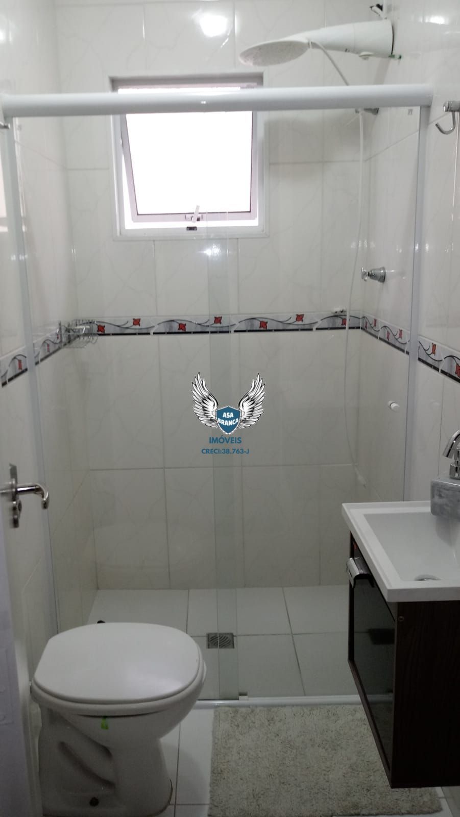 Sobrado vila nova cachoerinha com 03 dormitórios sendo 01 su